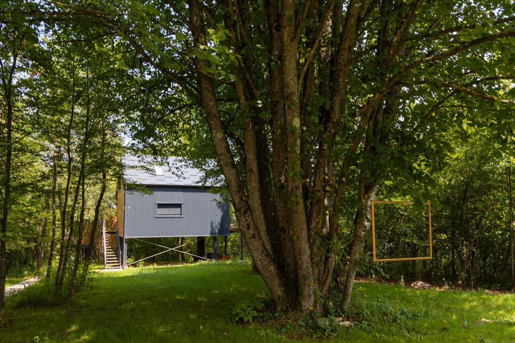Ferienwohnung Tree Elements Treehouse Retreat Slunj Exterior foto