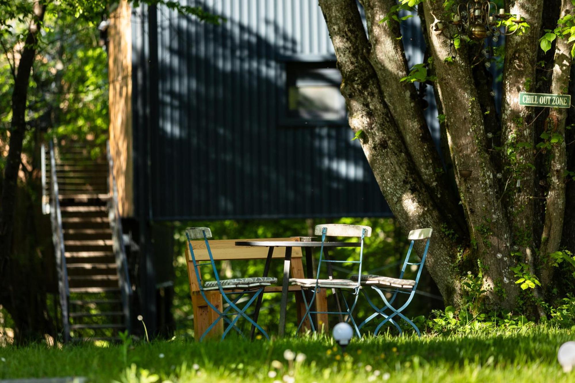 Ferienwohnung Tree Elements Treehouse Retreat Slunj Exterior foto