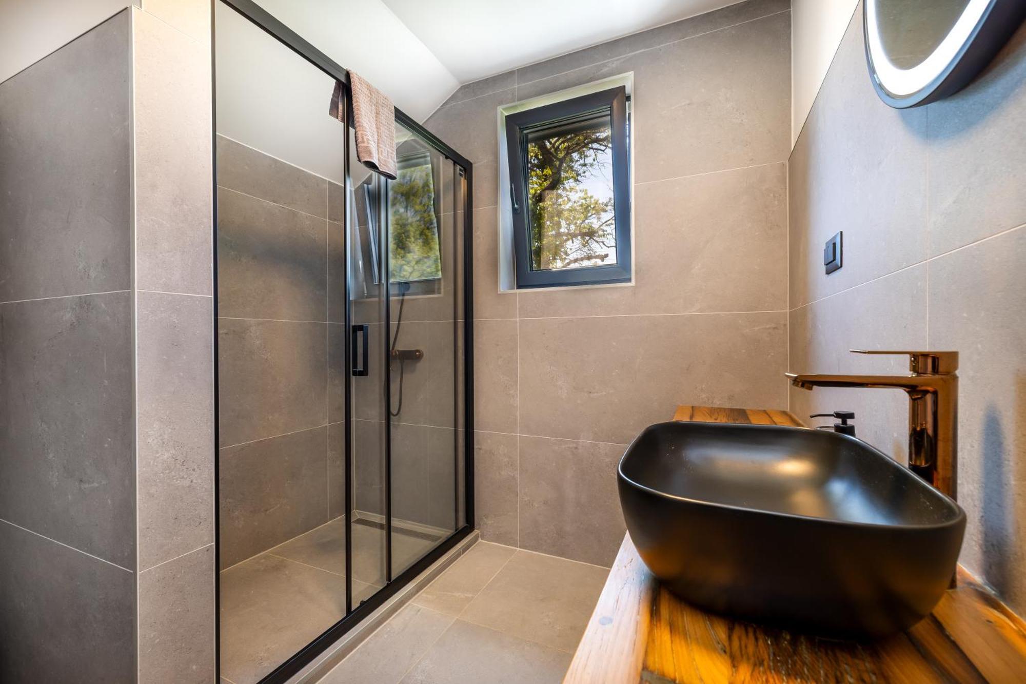 Ferienwohnung Tree Elements Treehouse Retreat Slunj Exterior foto